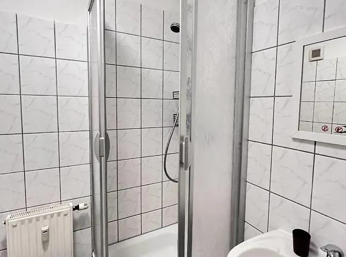 Ruhe Und Komfort Im Zentrum Von Apartman Lipcse